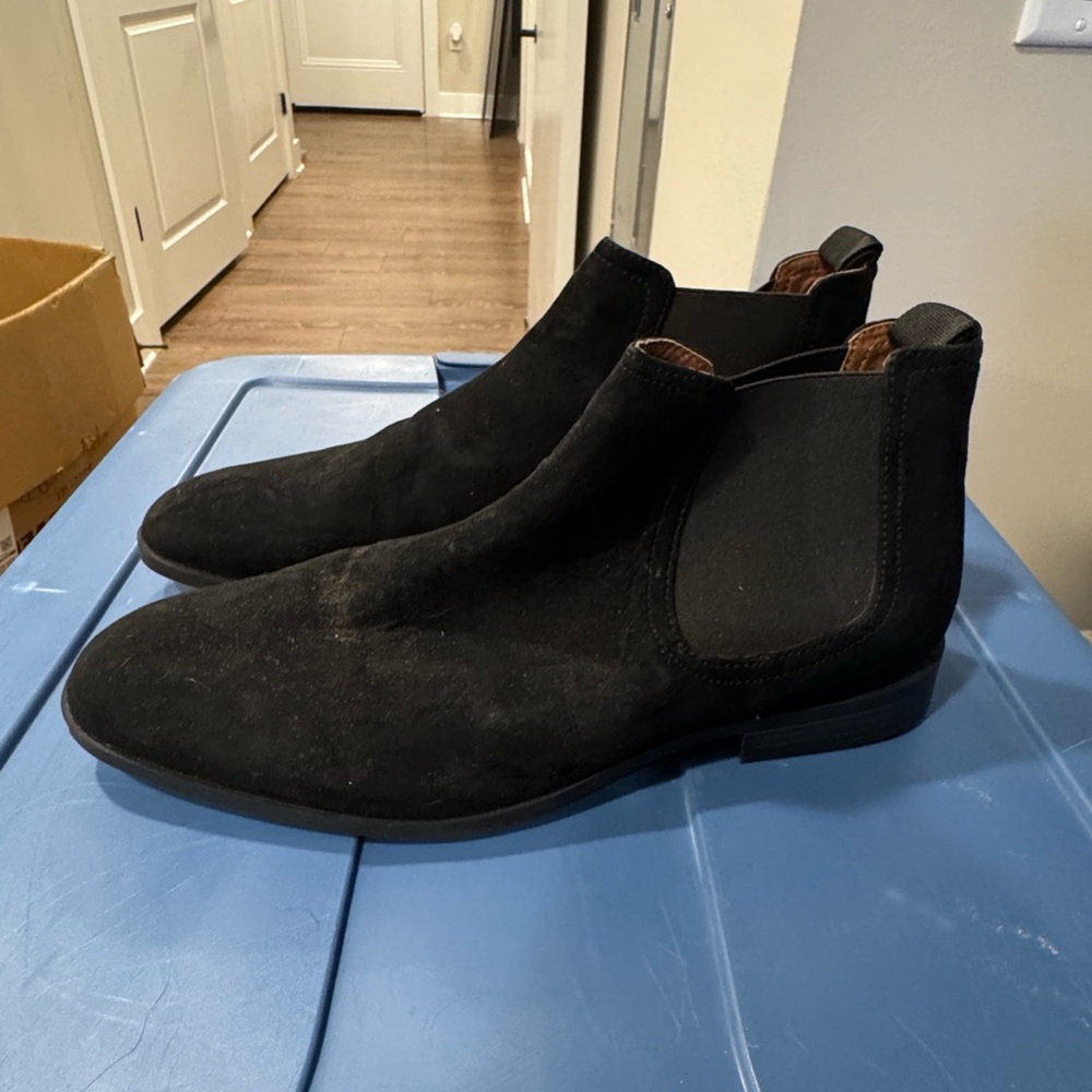 Black Suede Men's Chelsea Boots